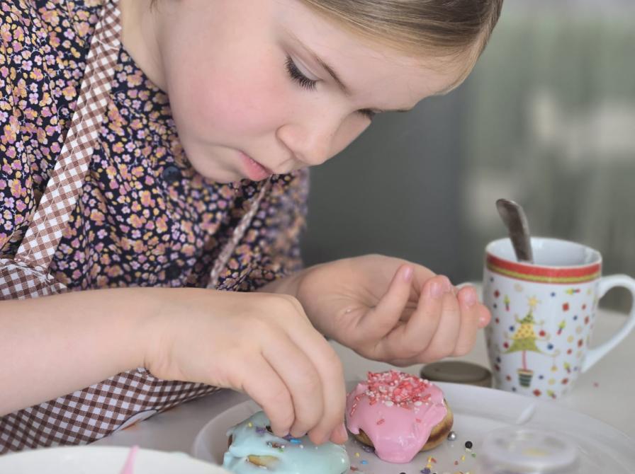 Luna pynter doughnuts